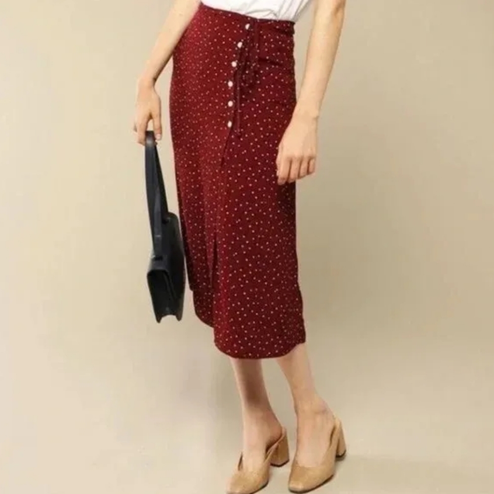 Rouje Red Floral Printed Midi Wrap Glorie Skirt - Picture 2 of 11